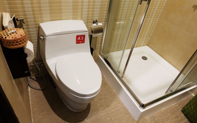 Hom hostel & cooking club