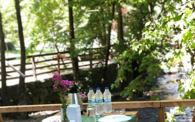 Feel & Live Hotel Villas Restaurant