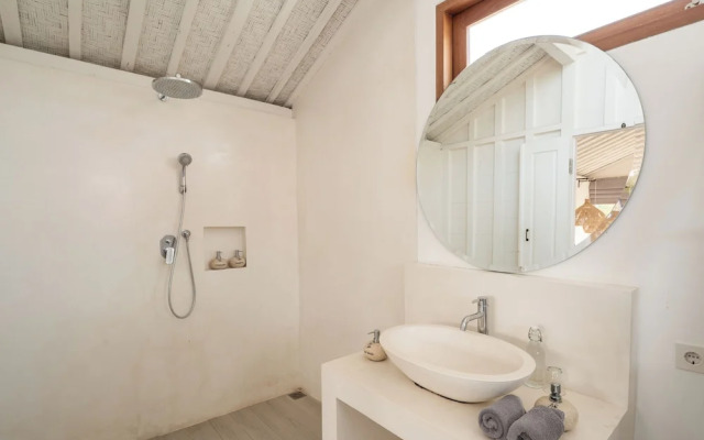 Villa Folie by Alfred in Bali