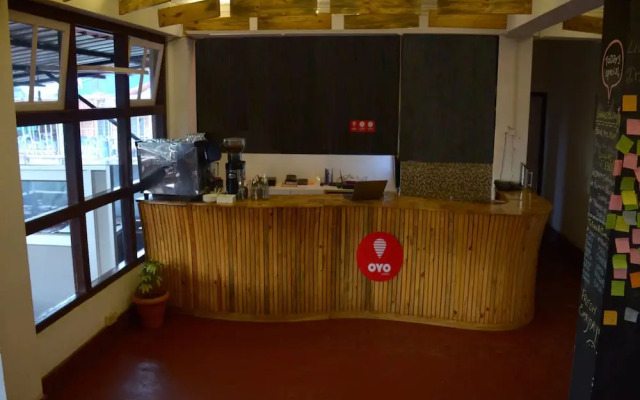 OYO 5034 Living Roof