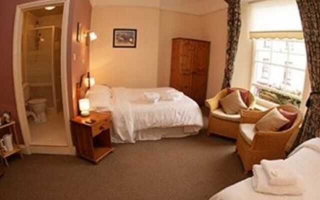 The Seale Arms