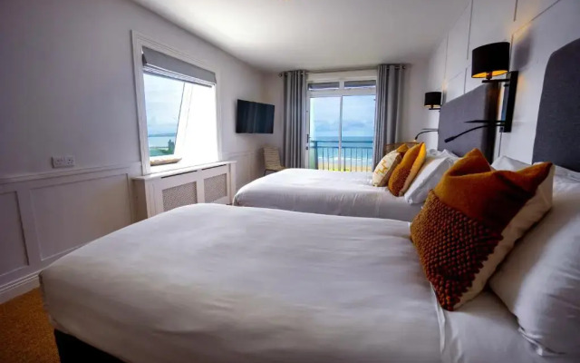 Cliff House Hotel