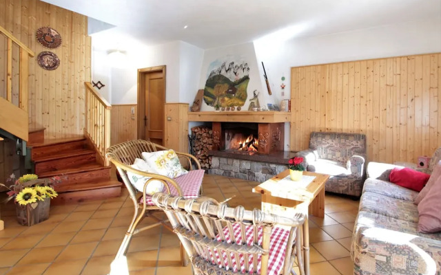 Baita a Pieve Tesino Mountain And Lake