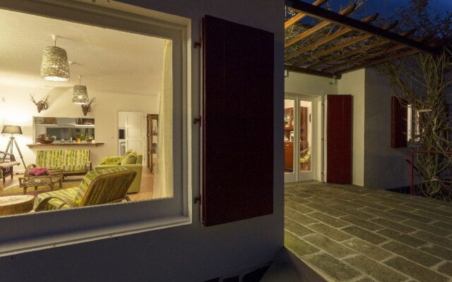 Sete Cidades Lake Lodge