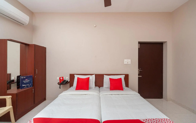 Sri Laya Guest House by OYO Rooms