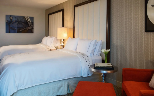 Renaissance Newark Airport Hotel
