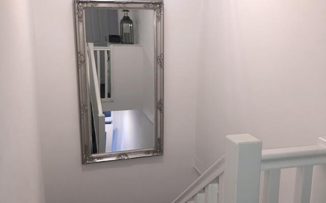 The Central Suite Sasco Apartments