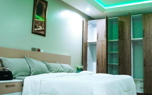 Immaculate 3-bed Apartment in Accra