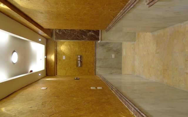 Dreamers Hotel