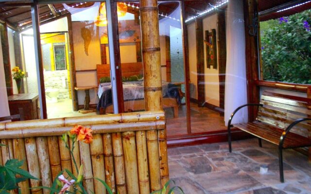 Refugio Puente Explanacion Ecolodge