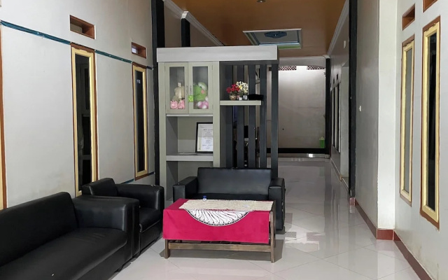 Hotel Malinda Pangandaran – Guest Rooms – Pangandaran