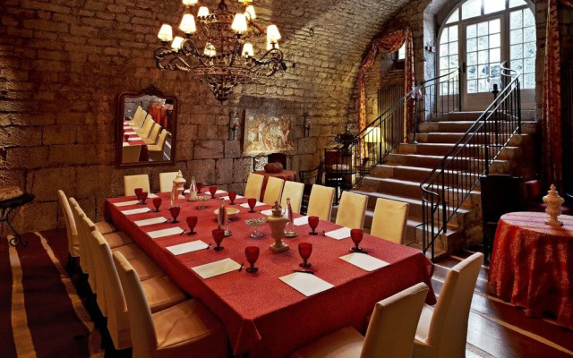 Chateau De Germigney