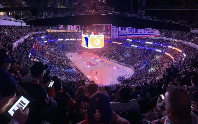 Yachtsman's Cove with 3-Levels