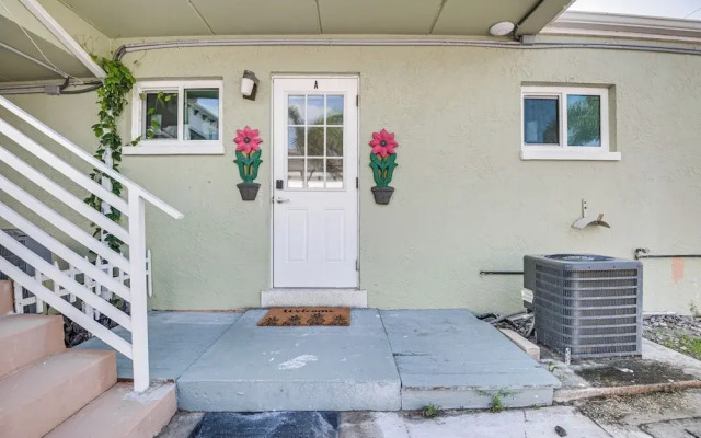 Riverfront Unit w/ Shared Pool & Dock in Melbourne