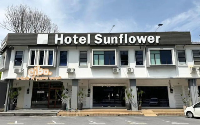 Sunflower Hotel