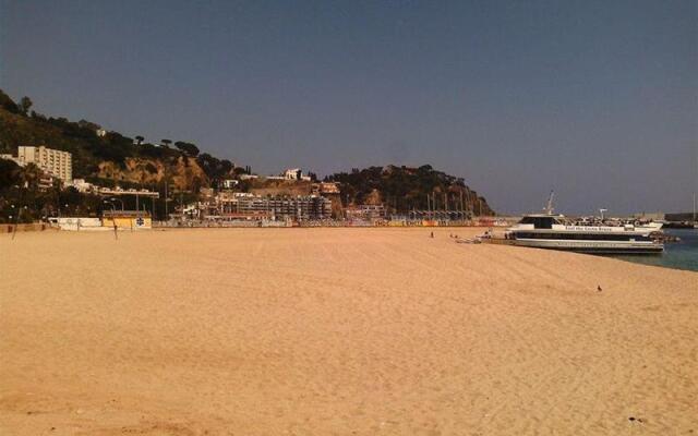 Hostal Blanes La Barca