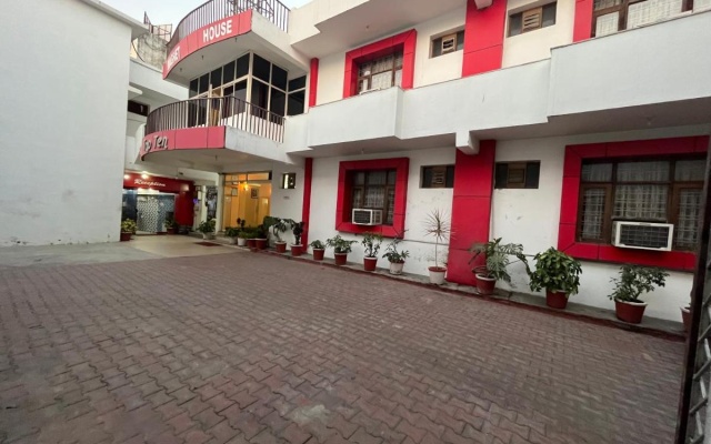 Hotel Magnet House