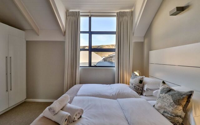 Whale Coast All-Suite-Hotel