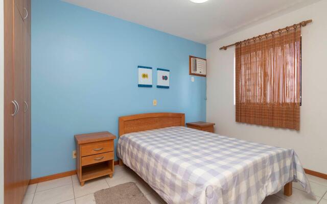 Aluguel Apartamento 2 quartos 100m Mar Bombas/SC