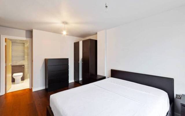 Amazing 2bed Apt at London Bridge, 10mins to Tube!