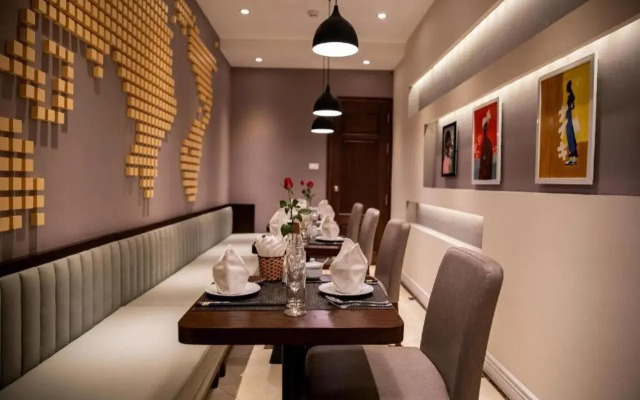 Hanoi Lakeside Premium Hotel