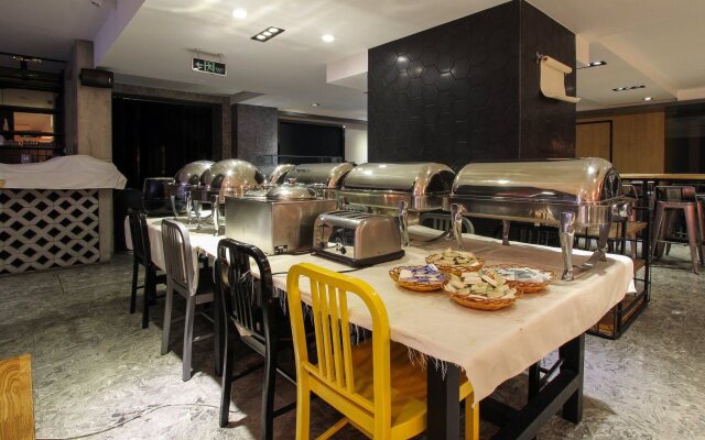Beijing Saga Hotel