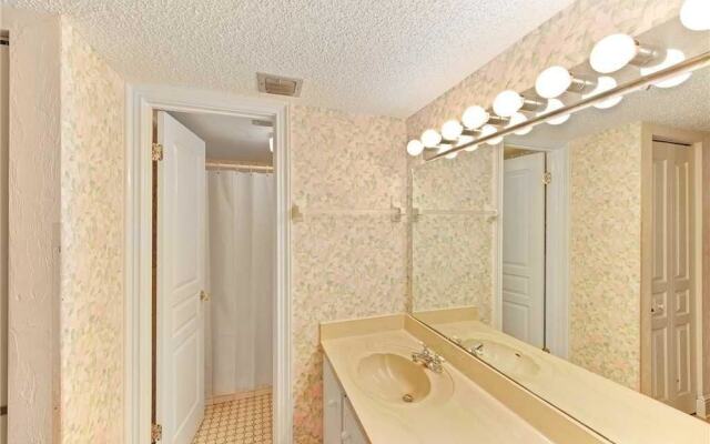 Captains Quarters 218 - Two Bedroom Condo