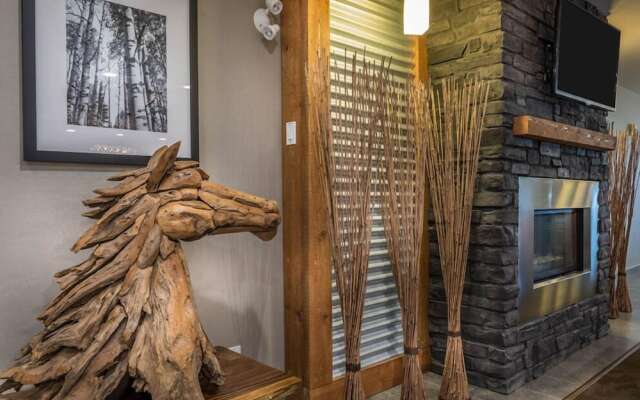 Timber Ridge Inn and Suites