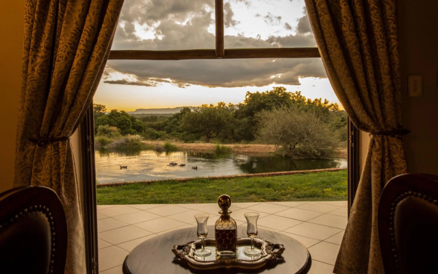 Elandela Private Game Reserve & Luxury Lodge