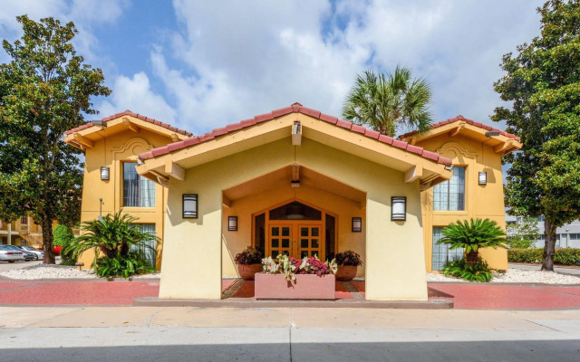 Quality Inn & Suites North Charleston - Ashley Phosphate