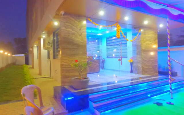Hotel Keshav