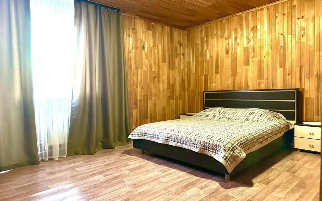 Country House Haski