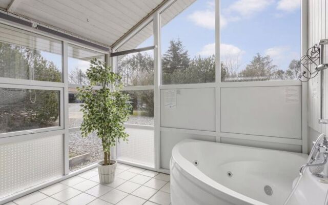 "Esben" - 300m from the sea in NW Jutland