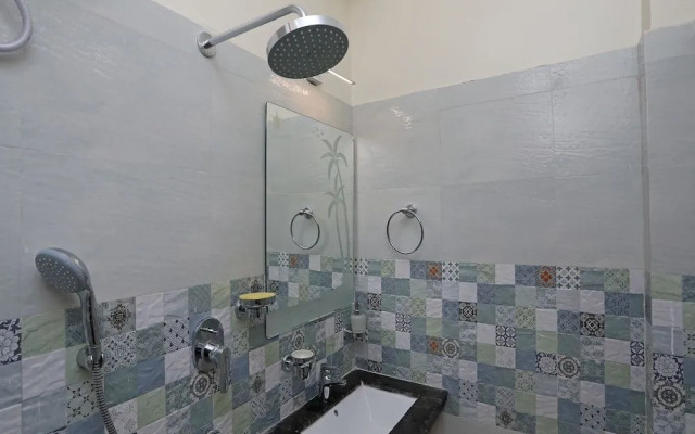 Green Edge Regency By OYO Rooms