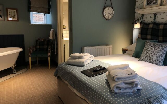 The Golden Pheasant Hotel