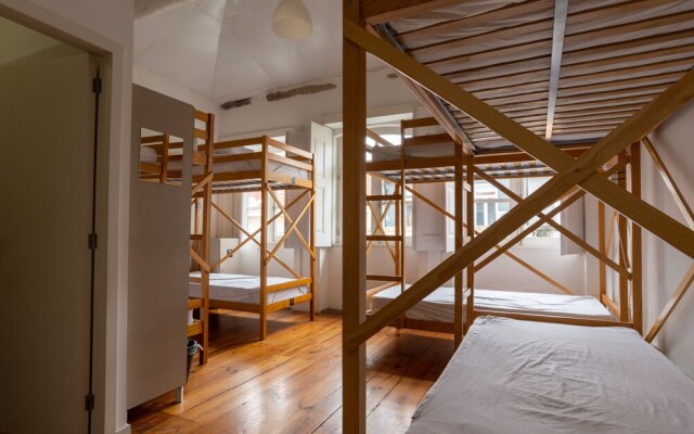 Rock n Porto Hostel