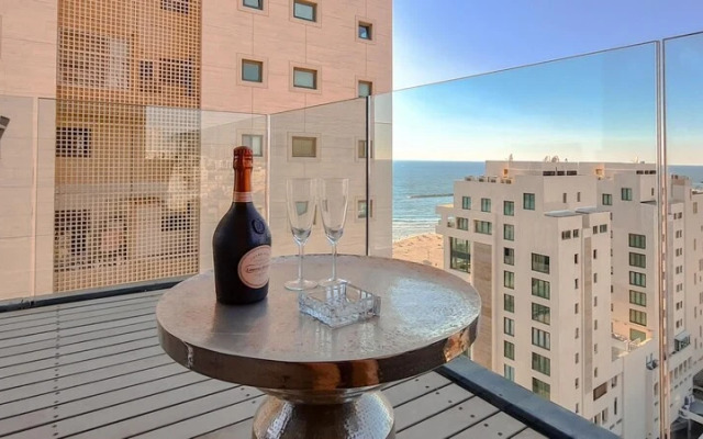 Apartment Diamant 2BR Tel Aviv Kerem Hayarkon St Tl63
