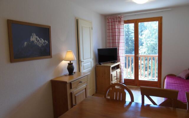 Lou Services Apartment BAA3 LSI 001