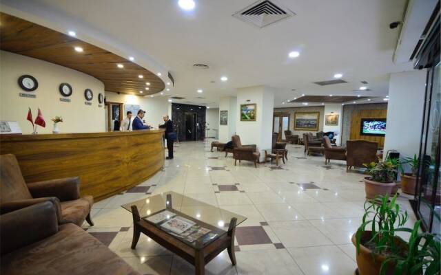Hizel Hotel