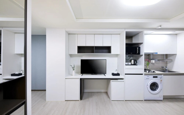 Bridge residence hotel