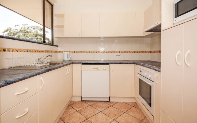 Columbia, Unit 5, 12 Columbia Close