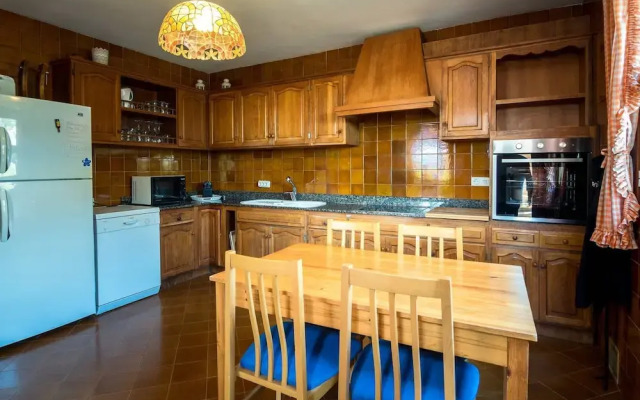 Comfortable Villa At The Back Of Palma Centre