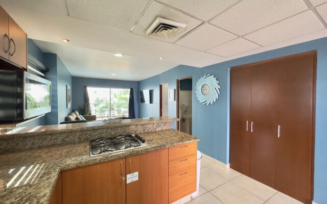 Costa Veleros Apartments