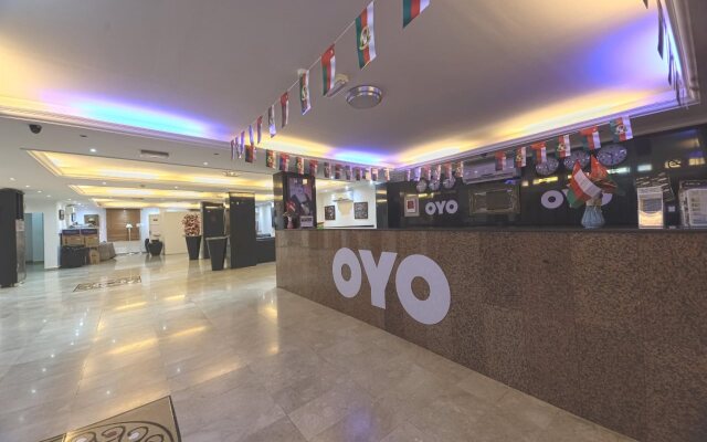 OYO 117 Majestic Hotel