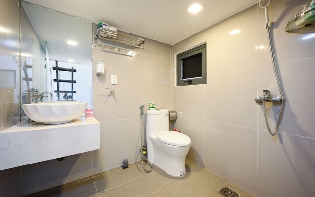 Huyen Apartment