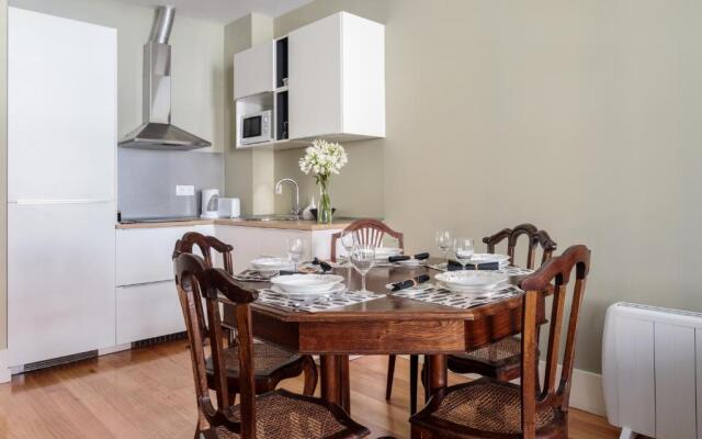 Mouzinho 244 - Porto Houses & Suites