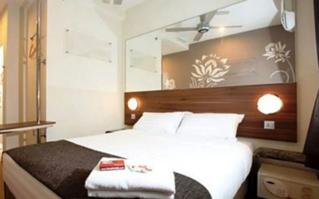 Tune Hotel - Danga Bay, Johor