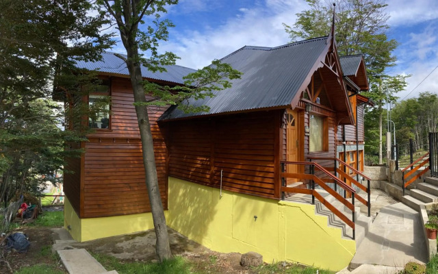 Ushuaia - Studio Exclusivo Alakalufes