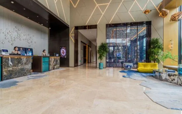 Beijing Jinqishu Hotel (Daxing Yihezhuang Metro Station)