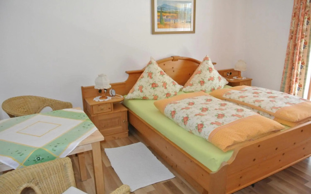 Ferienwohnungen Alpenperle